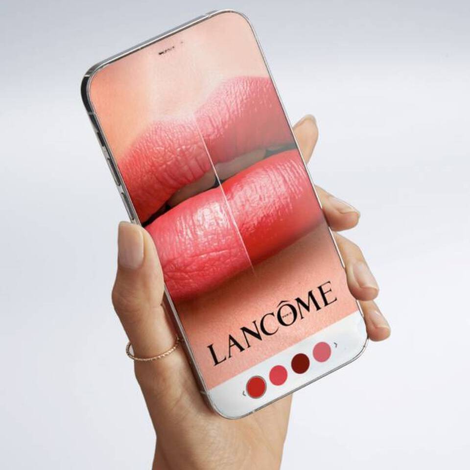 Try Makeup with or Virtual Try On