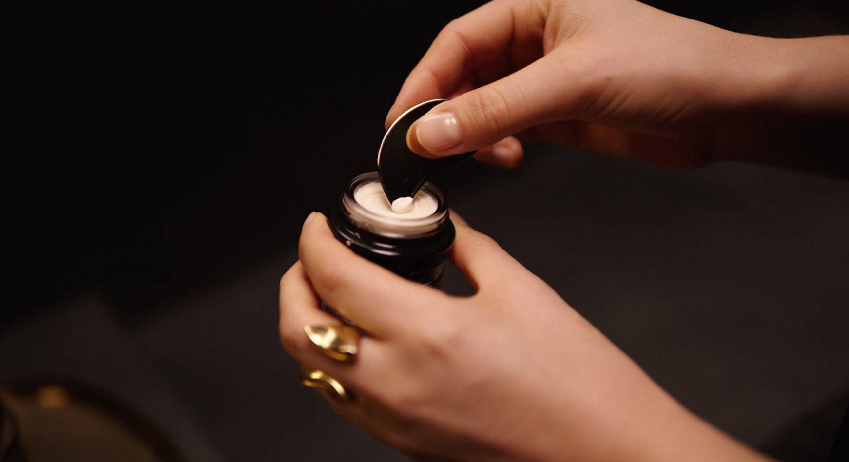 Absolue L'Extrait The Elixir Anti-Aging Eye Cream - Lancôme Canada